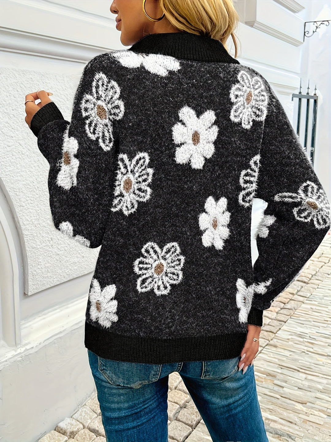 Monique - Cardigan fleuri doux intemporel élégant