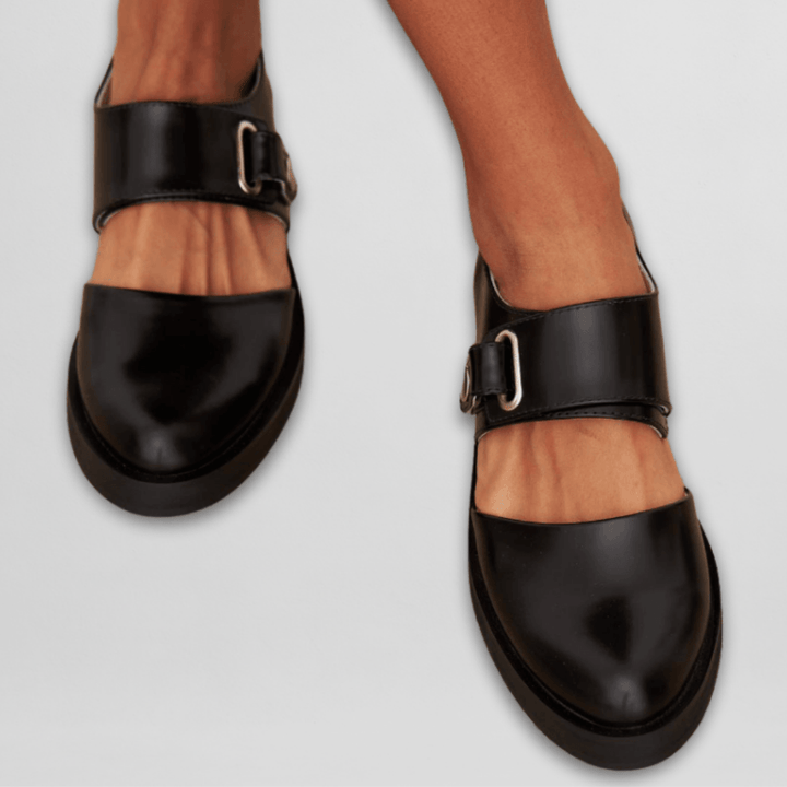 Lina - Le charme classique réinventé pour le confort moderne