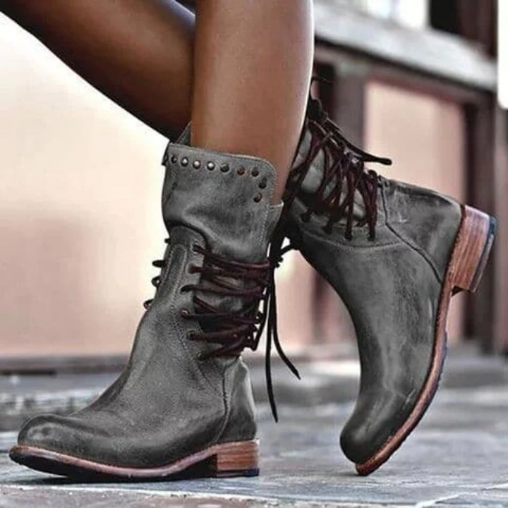 Camille - Bottines Mi-Mollet Cloutées Vintage