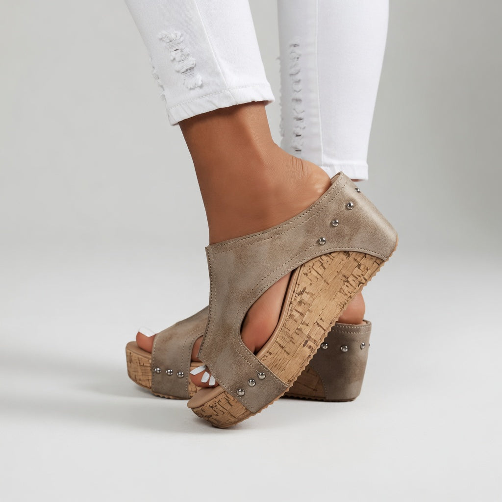 Guillemette - Mule plateforme liège cloutée allure bohème
